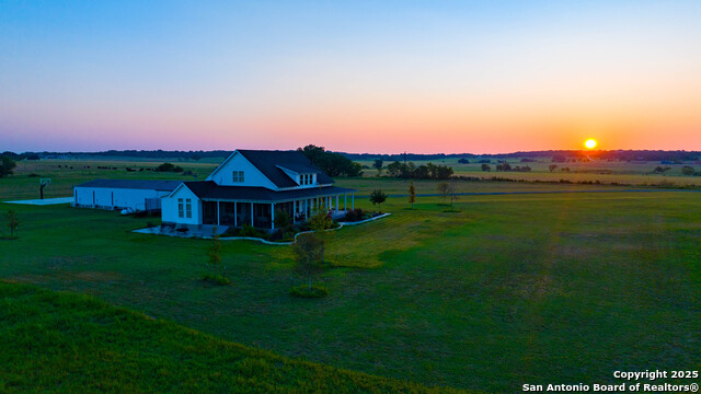 1844301 Property Photo