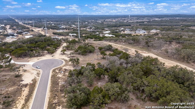 688 Travis Forest Property Photo 11