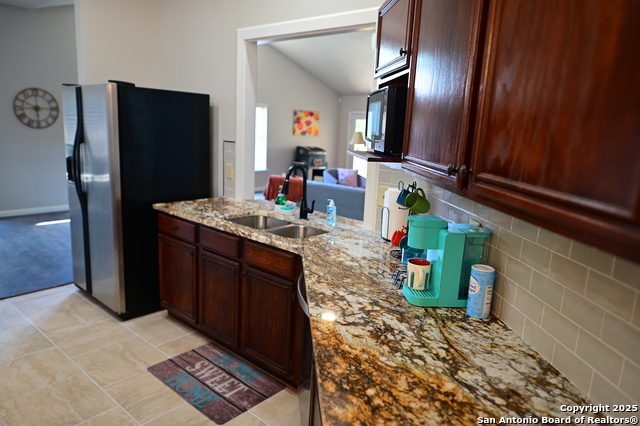 7011 Beech Trail Property Photo 8