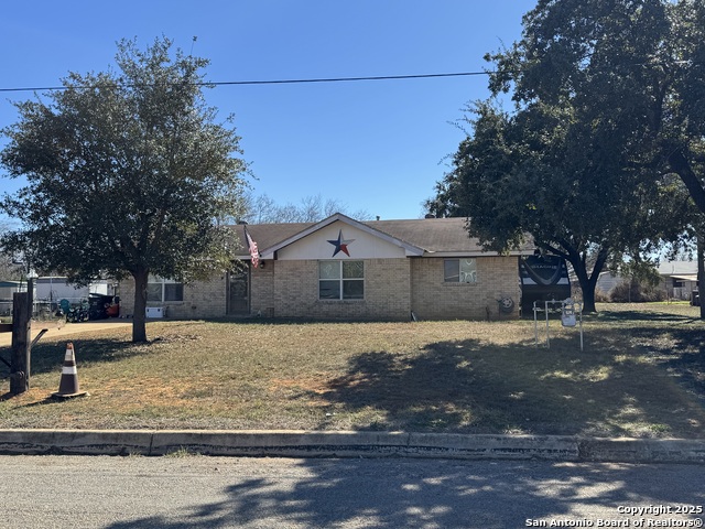 Dilley Real Estate Listings Main Image