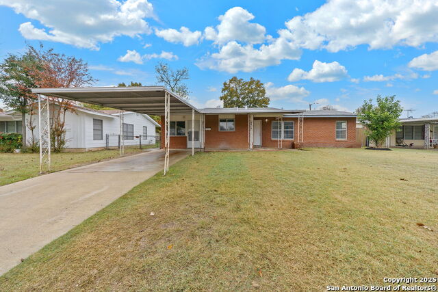 627 E Formosa Property Photo
