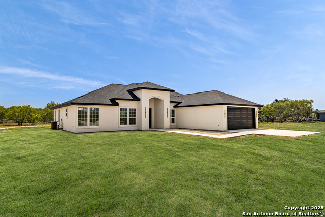 2299 St Highway 173 S Property Photo 1