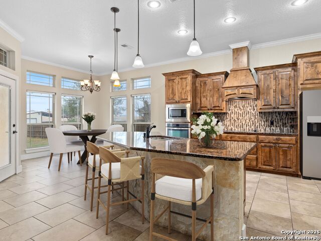 822 Chambord Drive Property Photo 8