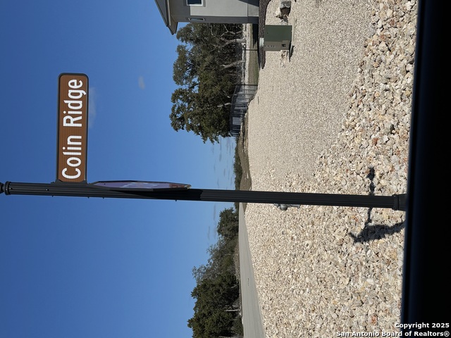 5939 Colin Rdg Property Photo 3