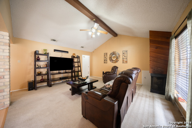 5215 Vinecrest Cir Property Photo 7