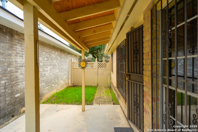 5215 Vinecrest Cir Property Photo 22