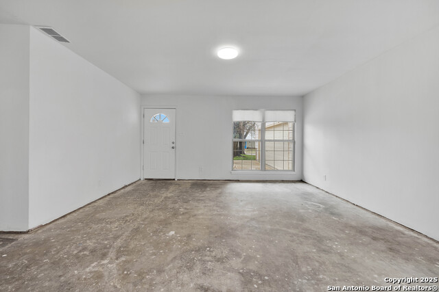 823 Briarcliff Dr Property Photo 7