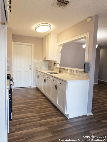 7906 Herder Property Photo 4