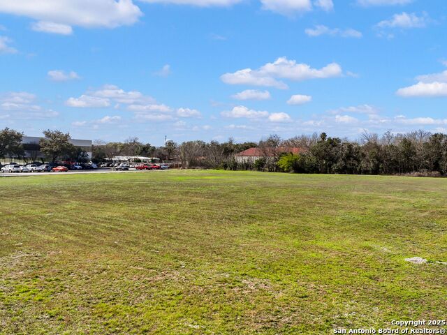 1919 Nw Loop 410 Property Photo 13