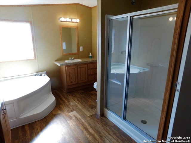 4507 Legend Heights Property Photo 10