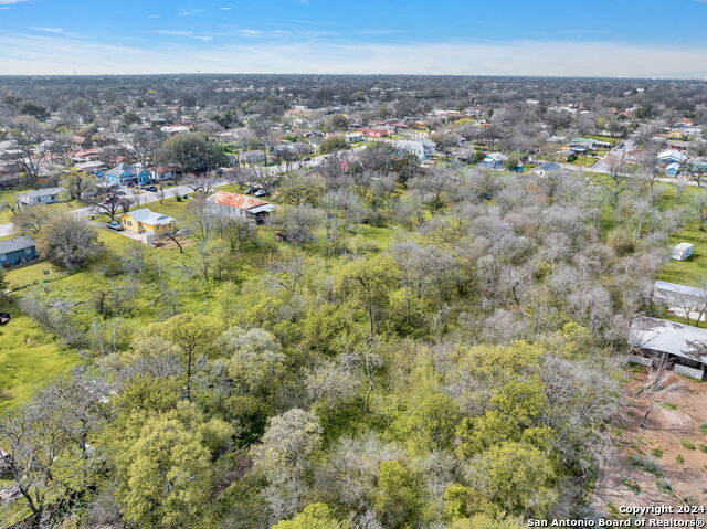4526 Sierra St Property Photo 14
