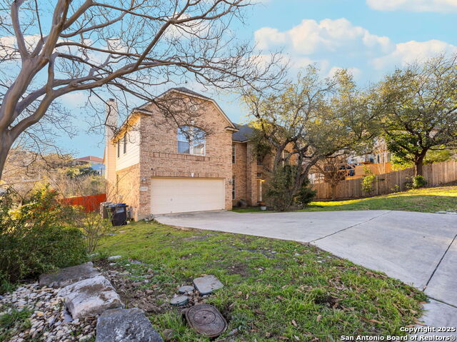 21039 La Pena Property Photo 2