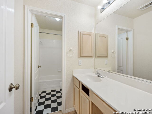 21039 La Pena Property Photo 21