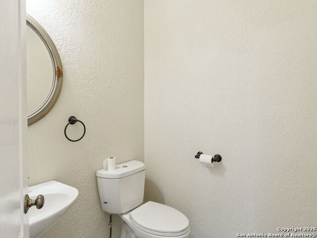 21039 La Pena Property Photo 33