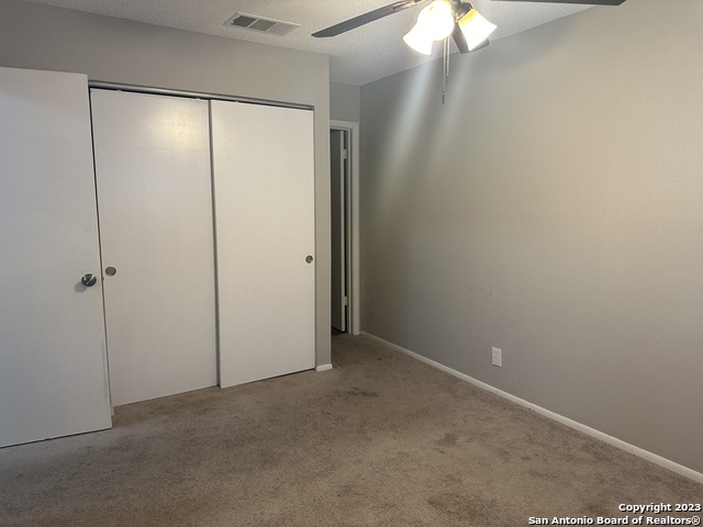 10015 Amber Field Property Photo 18