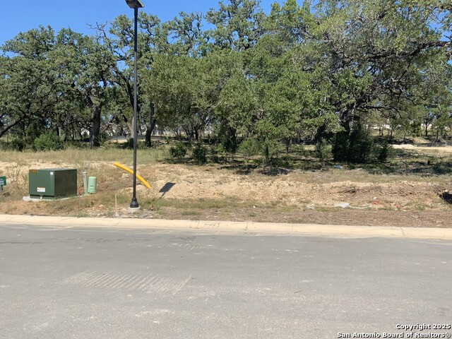24610 Cliff Line Property Photo 4