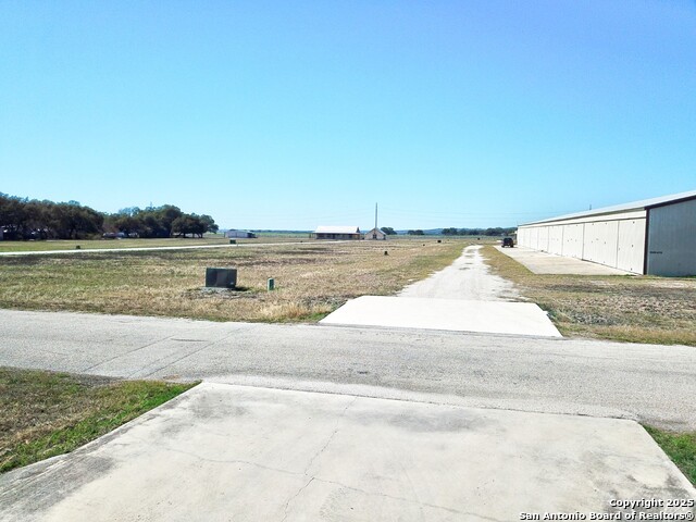 Lot 70 W Fm 471 Property Photo 2