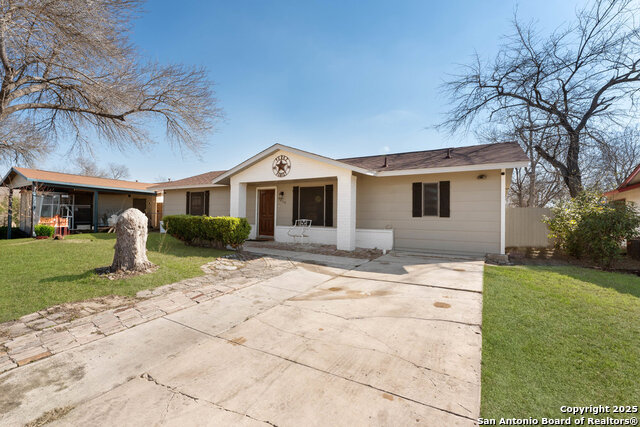 7410 Brook Valley Dr Property Photo 1