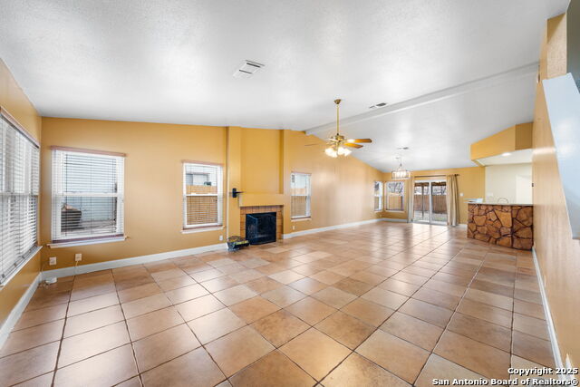 2614 Johnson Grass Property Photo 6