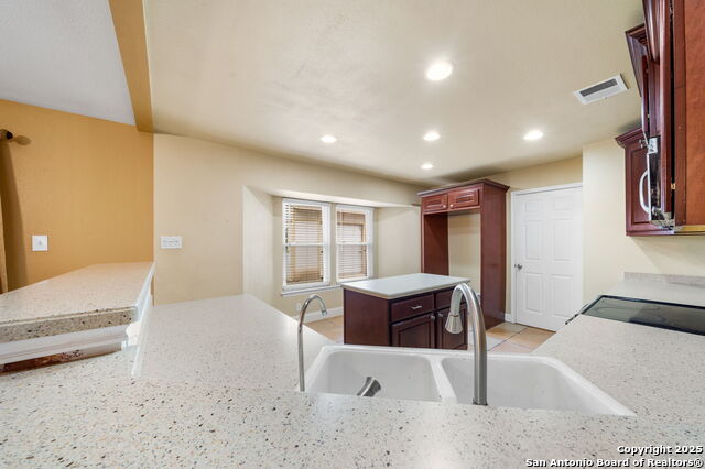 2614 Johnson Grass Property Photo 10