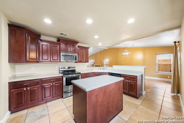 2614 Johnson Grass Property Photo 12