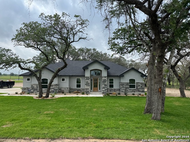 692 County Road 320 Property Photo 1