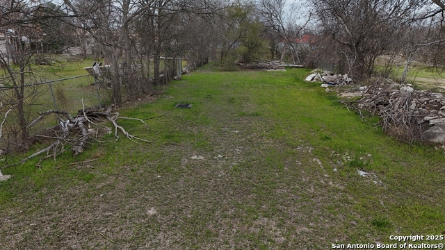 5403 San Fernando Property Photo 4