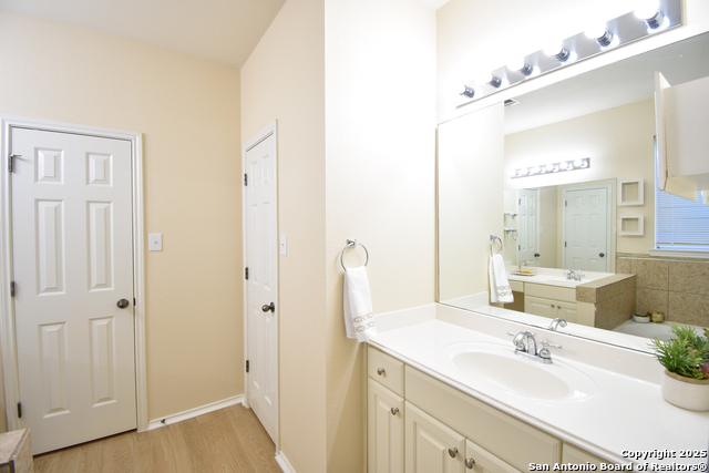 111 Mirror Lk Property Photo 26