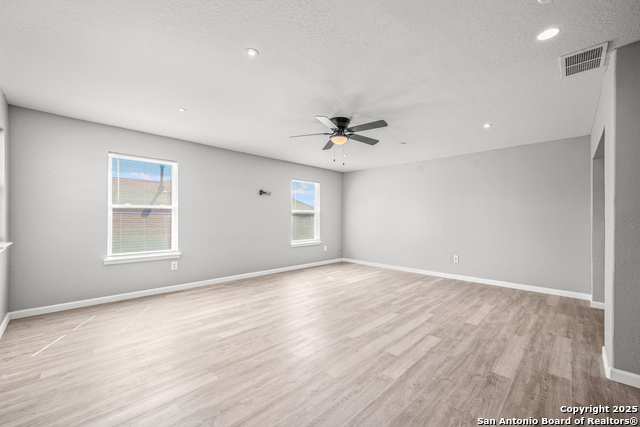 7571 Copper Mdw Property Photo 14