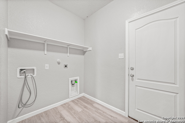 7571 Copper Mdw Property Photo 30