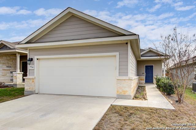 7714 Abbey Place Property Photo