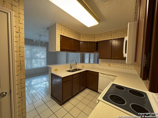 10955 Wurzbach Property Photo 8