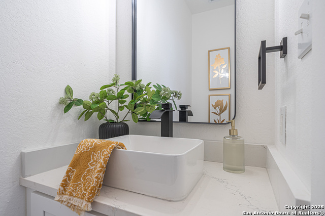 714 Antler Post Property Photo 16