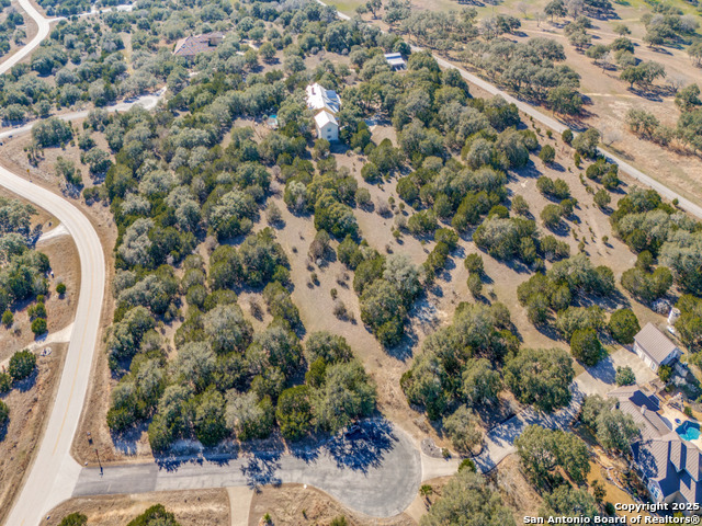 102 Lonesome Dove Property Photo 9