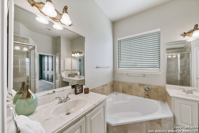 1149 & 1153 Country View Dr Property Photo 7