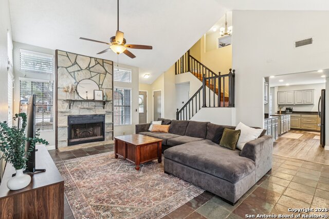 8323 Clays Point Property Photo 7