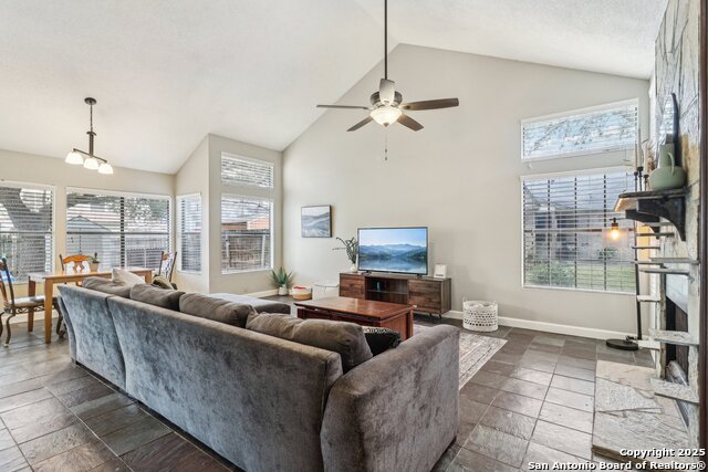 8323 Clays Point Property Photo 9