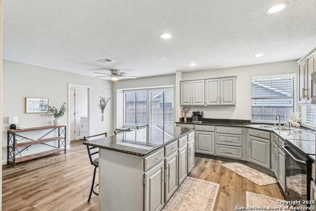 8323 Clays Point Property Photo 14