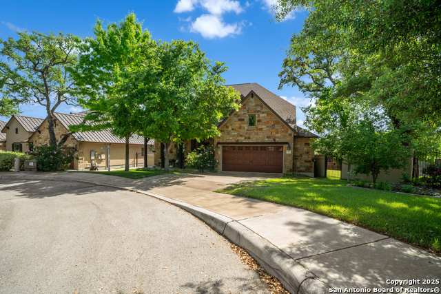132 Autumn Rdg Property Photo