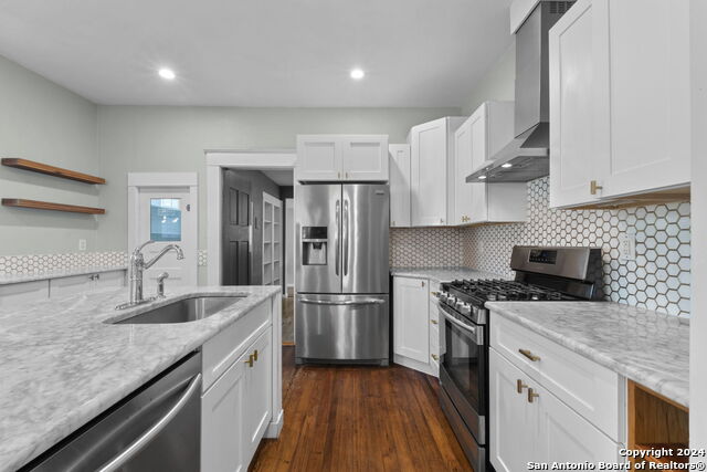 214 Loretta Place Property Photo 22