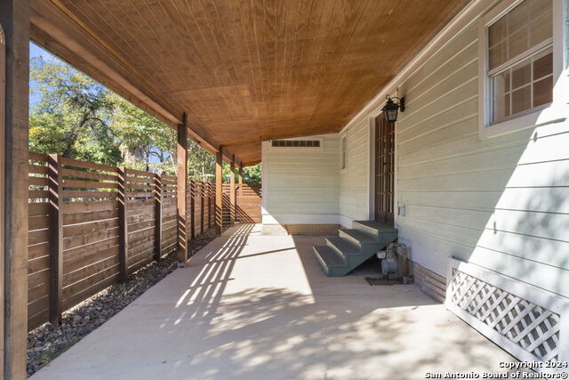 214 Loretta Place Property Photo 29