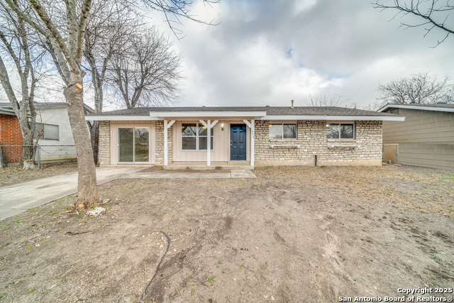 5111 Village Way Property Photo