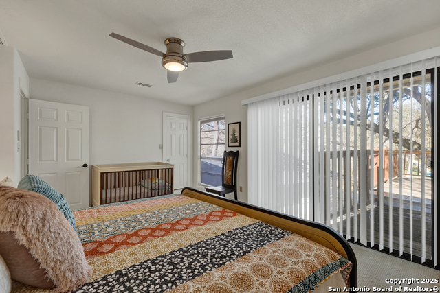 1438 Sleepy Hollow Property Photo 16