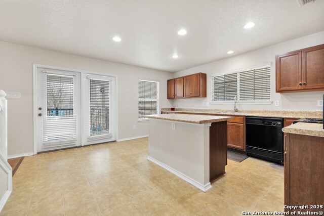 10023 Del Lago Property Photo 9