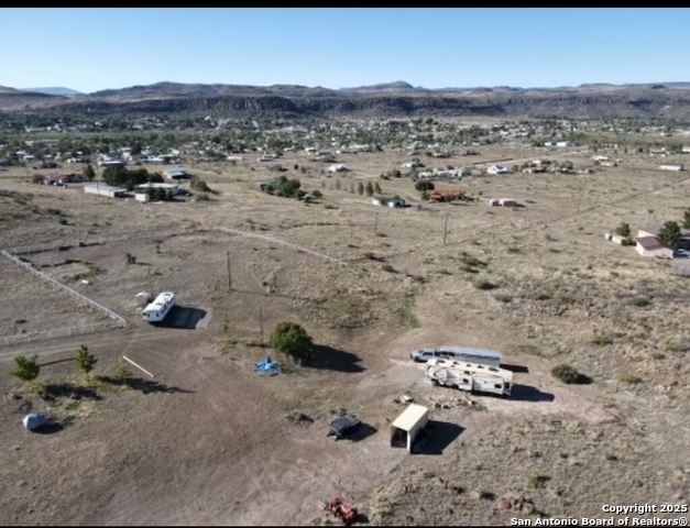 505 E Musquiz Property Photo 2
