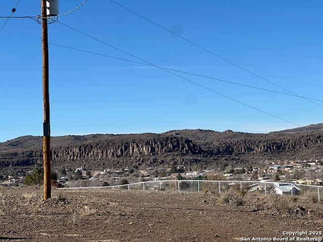 505 E Musquiz Property Photo 10