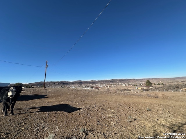 505 E Musquiz Property Photo 12