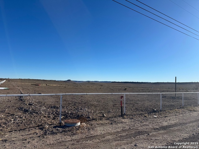 505 E Musquiz Property Photo 16