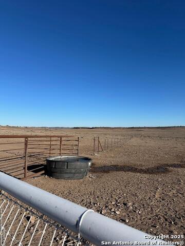 505 E Musquiz Property Photo 21