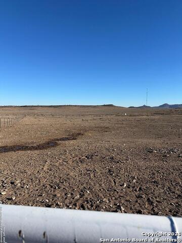 505 E Musquiz Property Photo 22